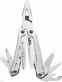 Leatherman Wingman multitool with case