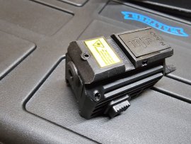 Review: Universal laser sight ASG 22mm - 1
