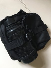Review: Mil-Tec waist bag with bottle - black - 1