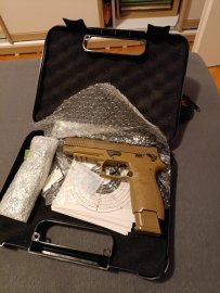 Review: Pistol case 30.2x22x6 - 2