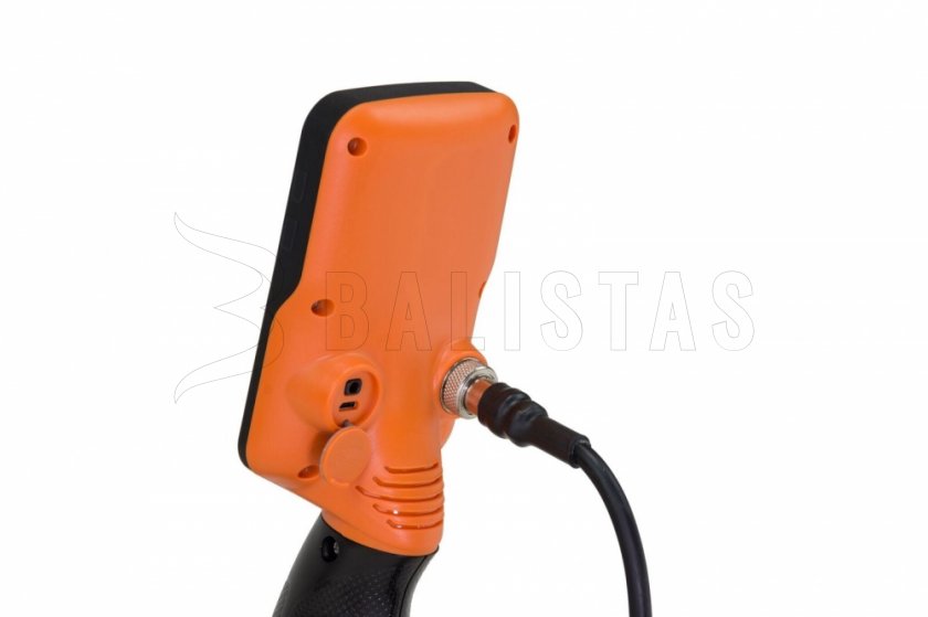 Quest Q40 metal detector