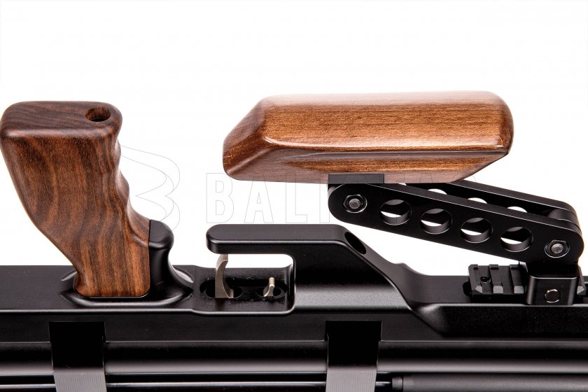 Taipan Veteran Tactical Stock With Cheekpiece, Short Foregrip And Adjust. Foregrip