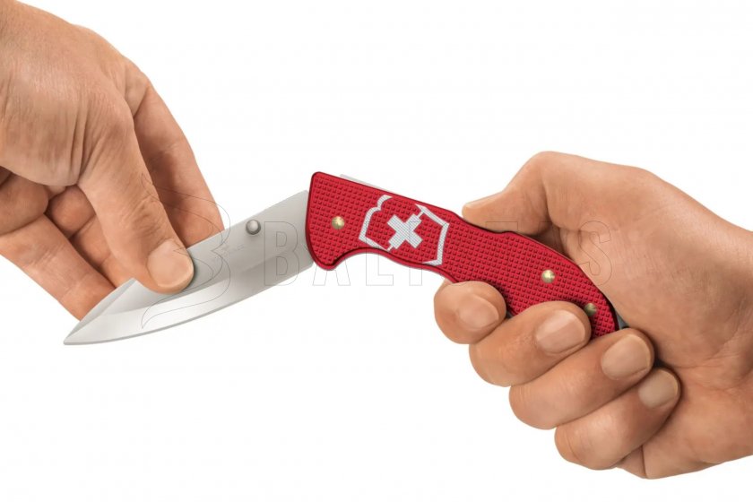 Victorinox Evoke Alox red