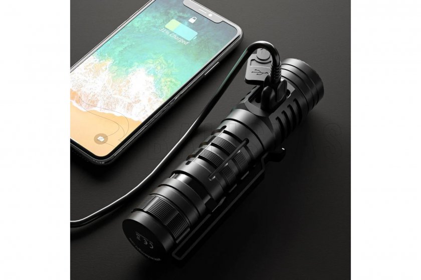 Flashlight Wuben C2