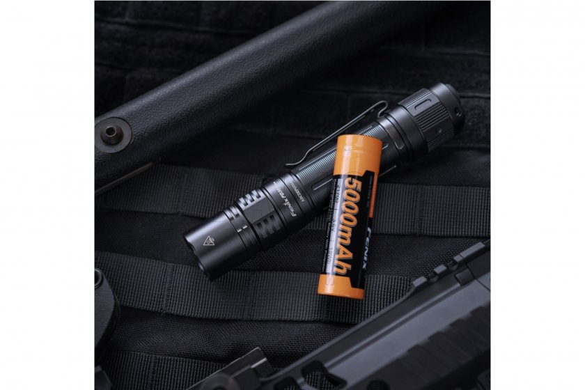 Tactical flashlight Fenix PD36R PRO