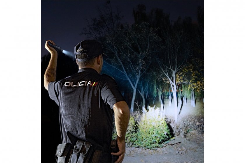 Tactical flashlight Fenix PD36R PRO