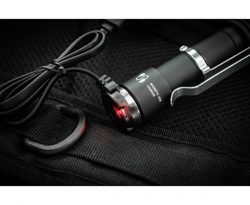 Armytek AMC-02 Magnetic USB Charger
