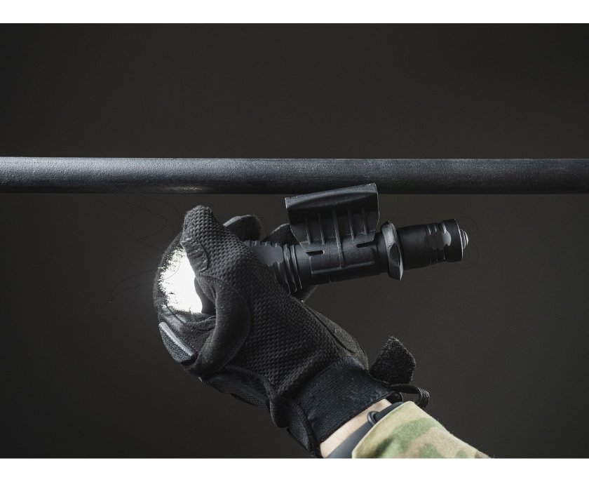 Magnetická montáž na zbraň pro svítilny Armytek AWM-03 6.jpg