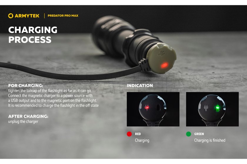 Svítilna Armytek Predator PRO MAX studené světlo 15.jpg