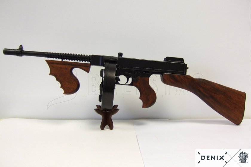Replica Thompson M1928 with Drum Magazine, USA 2