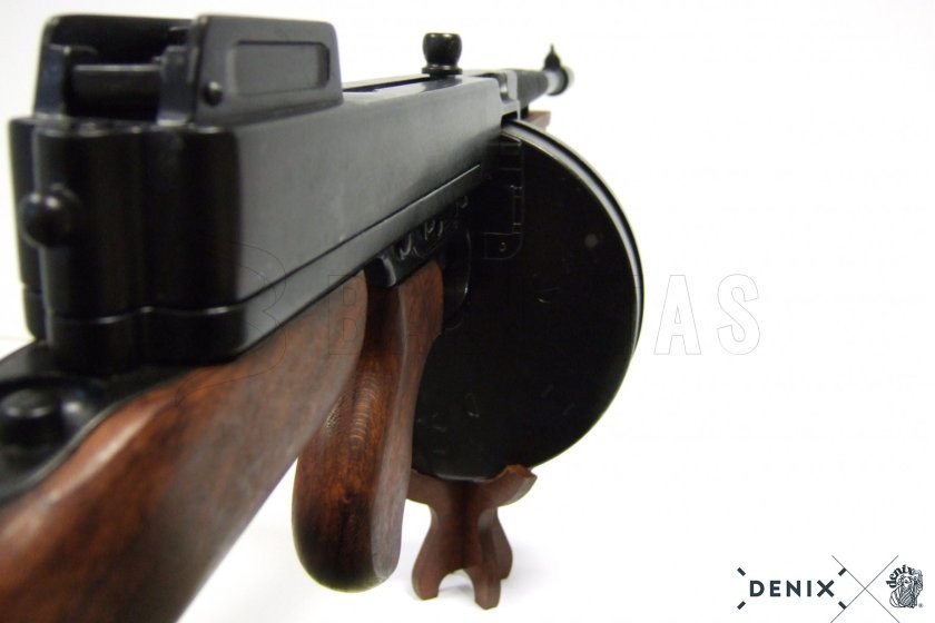 Replica Thompson M1928 with Drum Magazine, USA 5