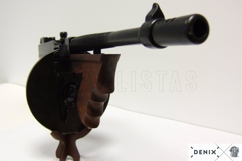 Replica Thompson M1928 with Drum Magazine, USA 6